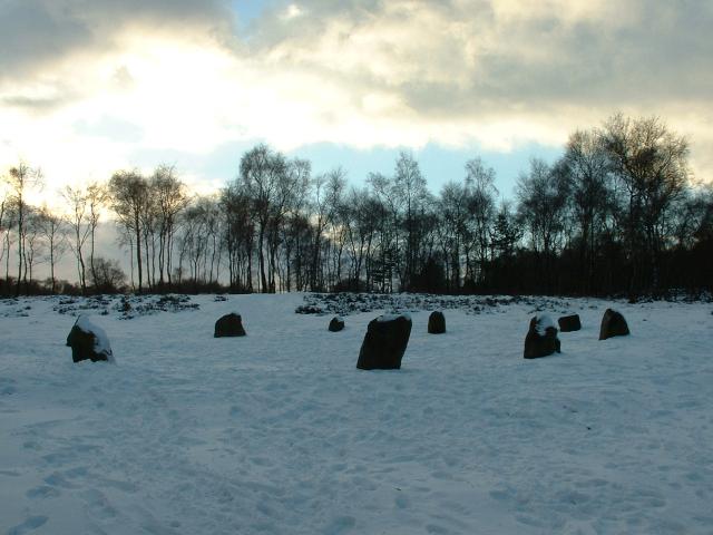 9 Ladies Stones