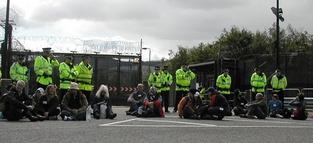 Activists from the Strident Tent State join with academics to blockade Faslane