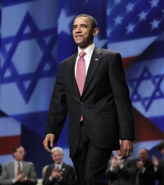 Obama arrives to speak at the AIPAC convention in Washington, 22 May 2011